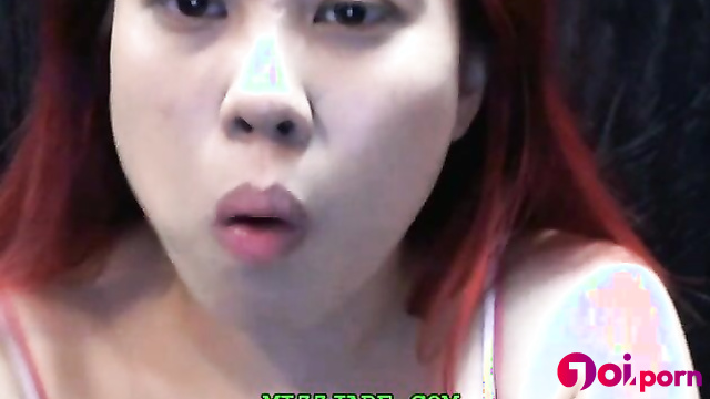 More bubble gum fun chewing and blowing bubbles with Asian girl - Mizz Jade's FinDom Store