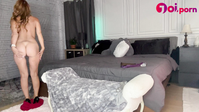 Redhead milf seduces you and masturbates with you - TrophyWifeNat