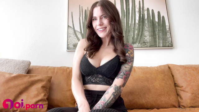She considers you her little boy and wants to feed you, cool femdom - MissIvyDoll