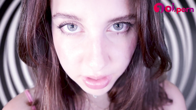 Look into her dirty eyes, they thought you are a loser - Princess Violette