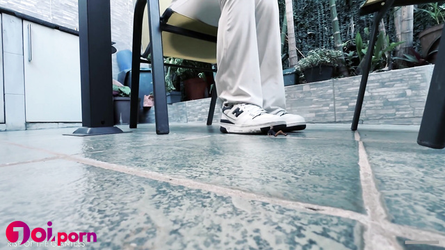 Under their stinky feets, look - Rise of the Giantess