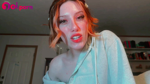 ASMR - you can enter her door and not only - Elle Marz