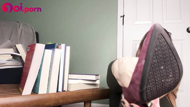 Foot JOI quickie in library (plus puppy play) - SneezeGoddess