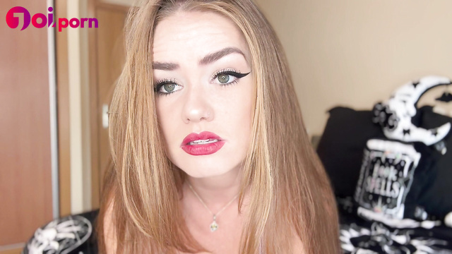 She knows more about you than you think - Goddess Roxy