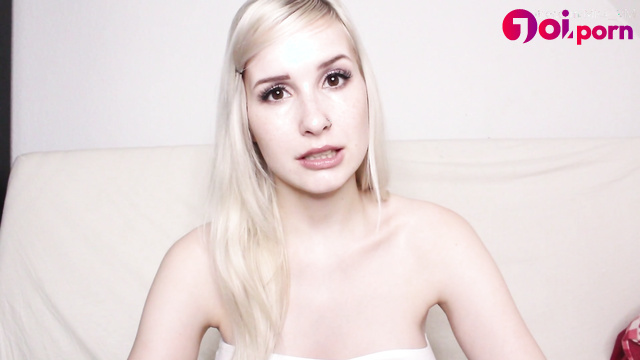 You stared at her because she is very beautiful - SeleneRey