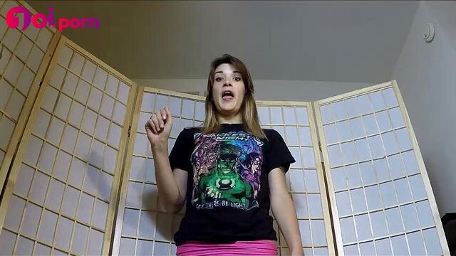 Babe'll be happy to fuck your brain - Goddess Evee
