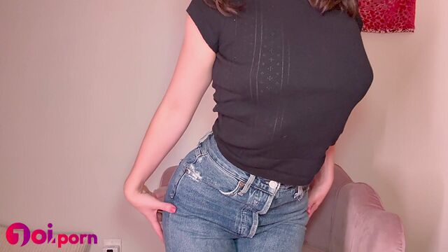 Stroke worship, babe will punish you gently - Princess Violette