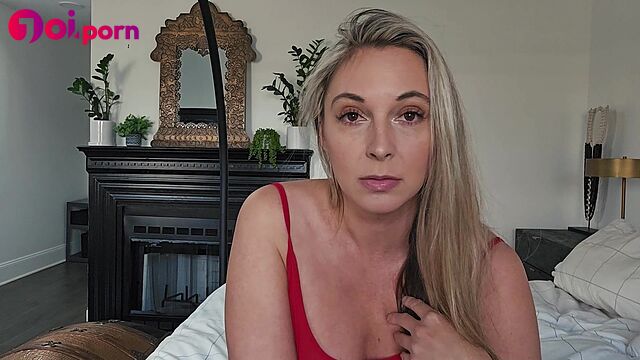 Don't dare cross her threshold without worship - Allie Eve Knox