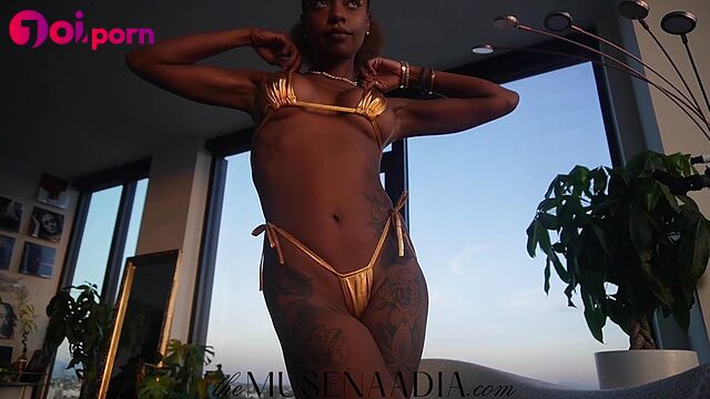 Shiny golden bikini training (solo JOI) - Muse Naadia